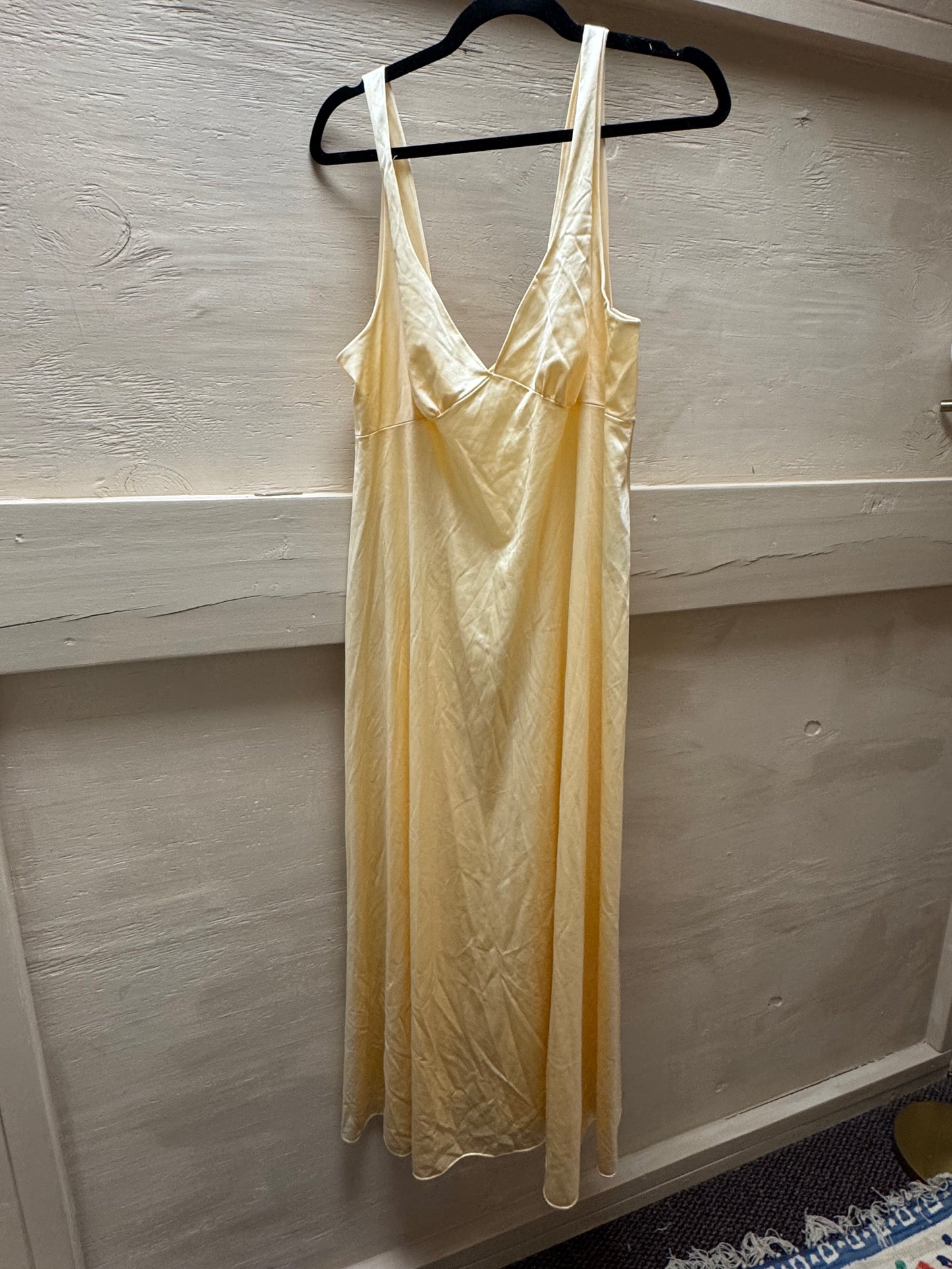 Preloved Yellow Silk Dress