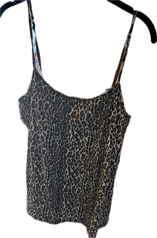 (L) Leopard tank