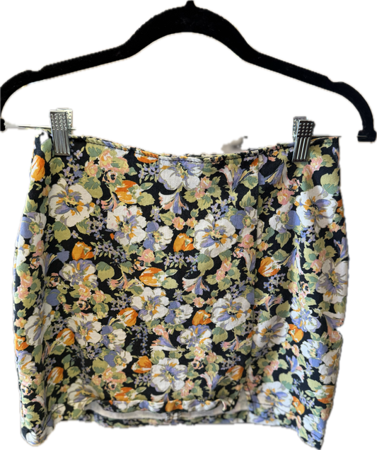 (S) Floral Mini Skirt