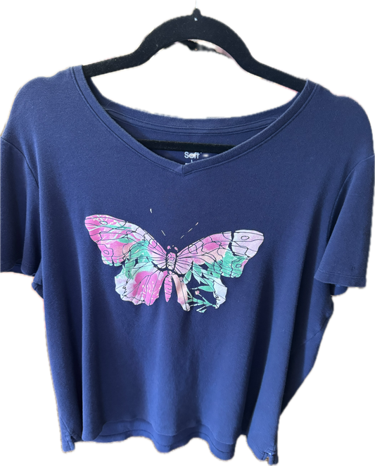 (L) Butterfly Graphic Tee