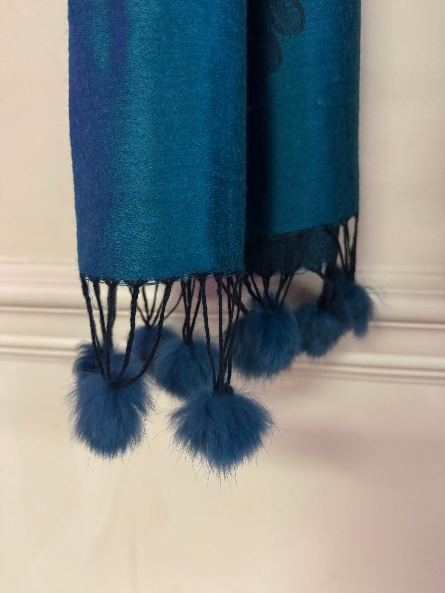 Preloved Blue Fur Scarf