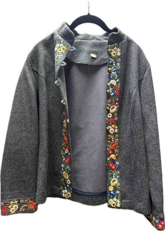 (s) Embroidery wool Jacket