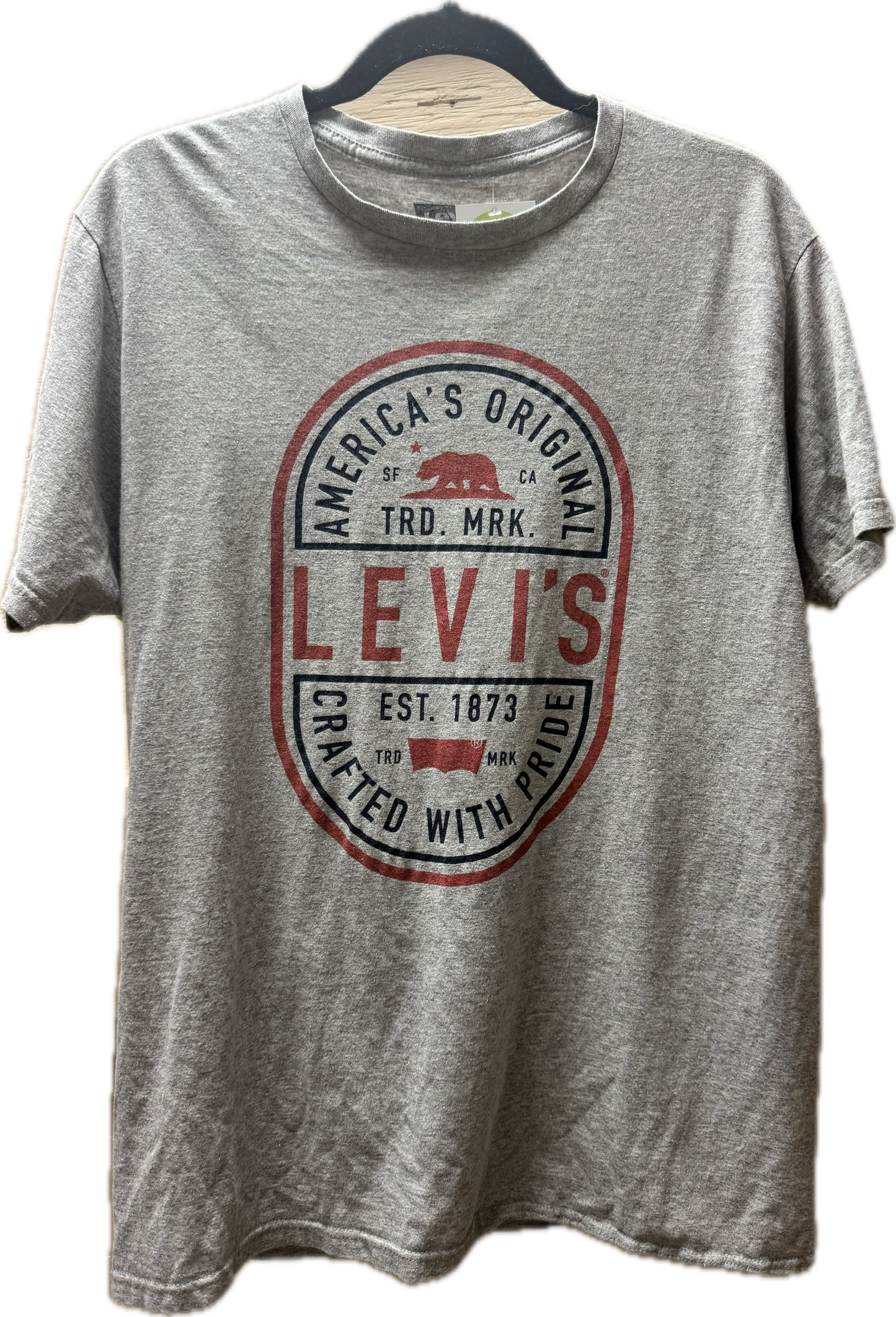 (M) Levi's Graphic Tee