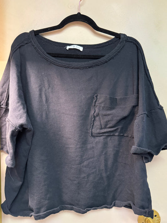 Preloved t shirt