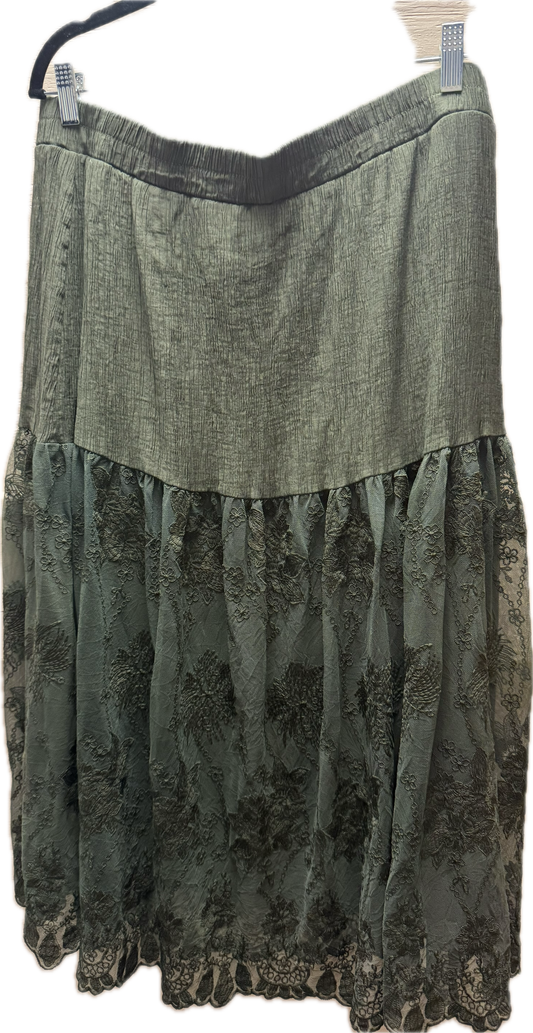 (L) Forest Green Skirt