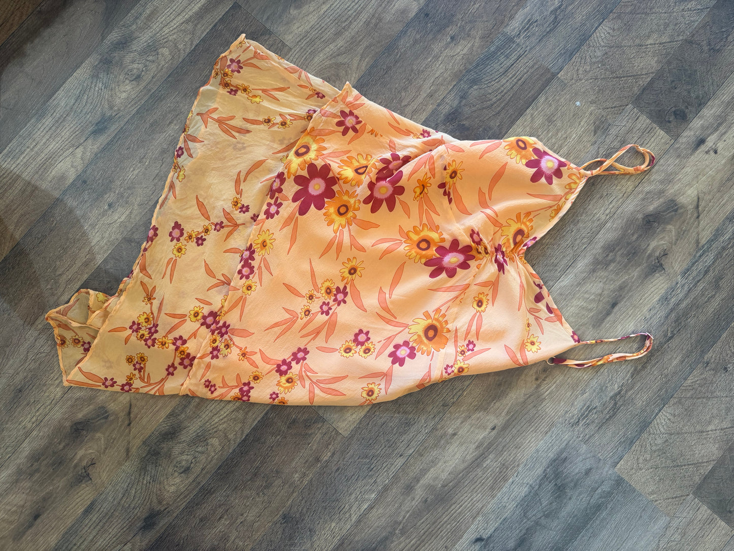 (M) orange floral vintage skirt set