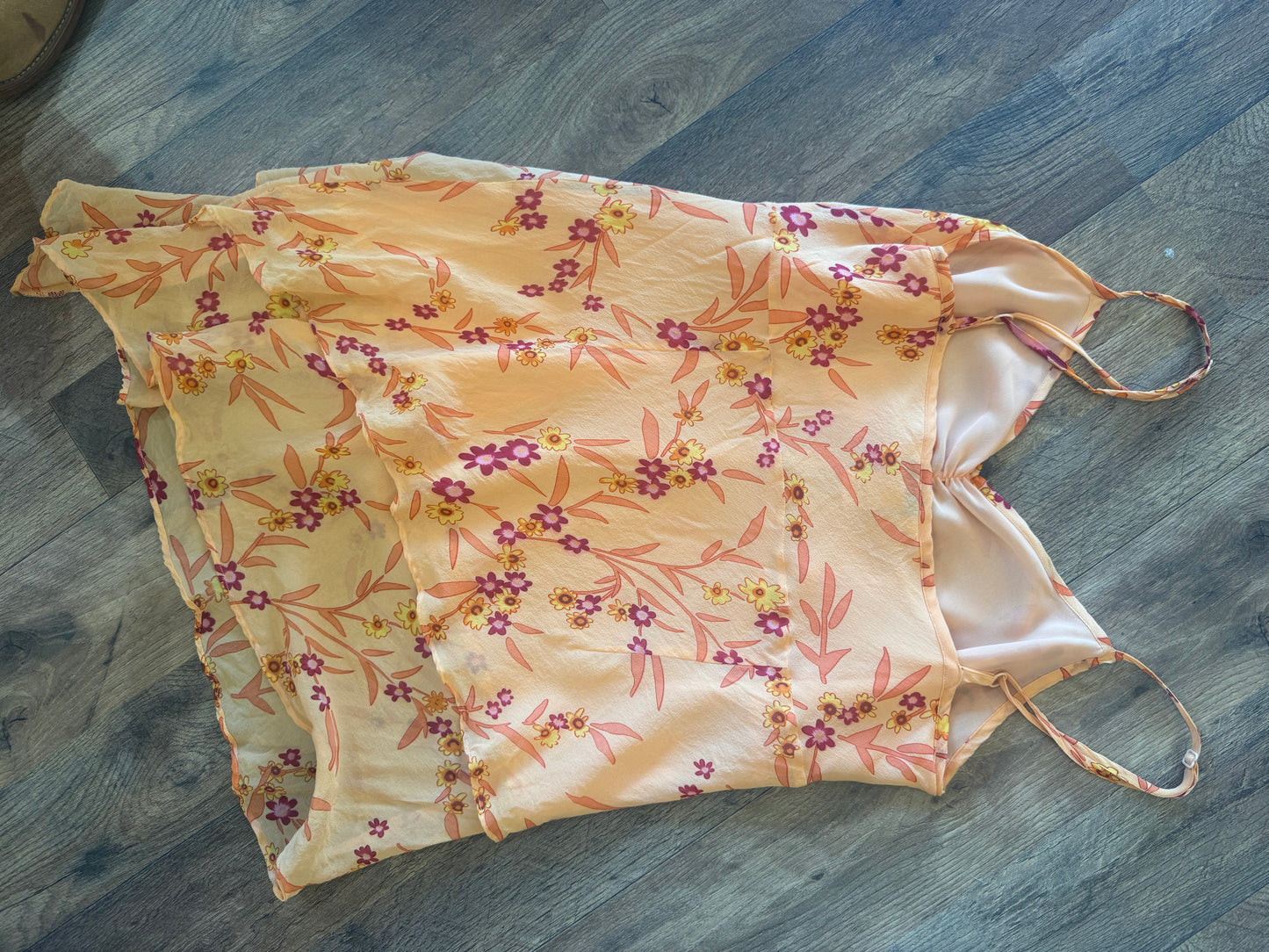(M) orange floral vintage skirt set