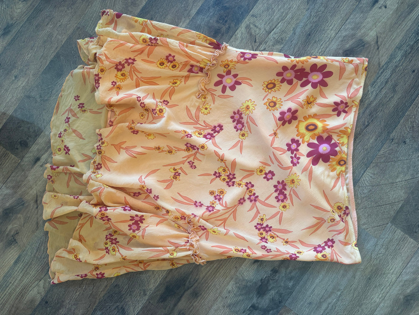 (M) orange floral vintage skirt set
