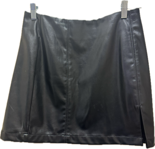 (M) Pleather Black Skirt