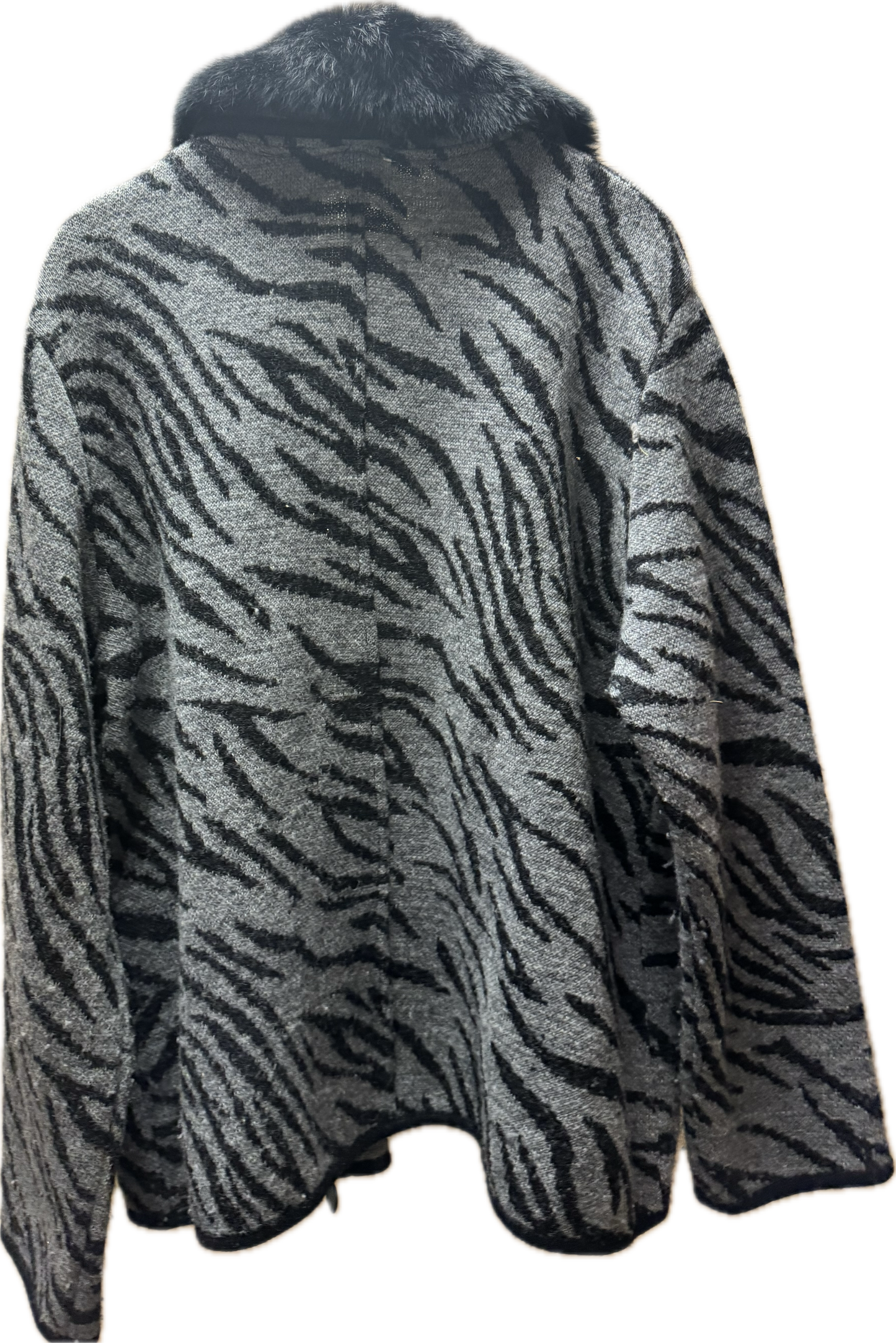 (XL) Zebra Fur Jacket