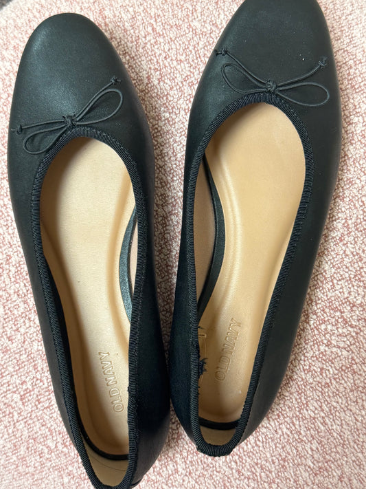 (9) Black Bow Flats