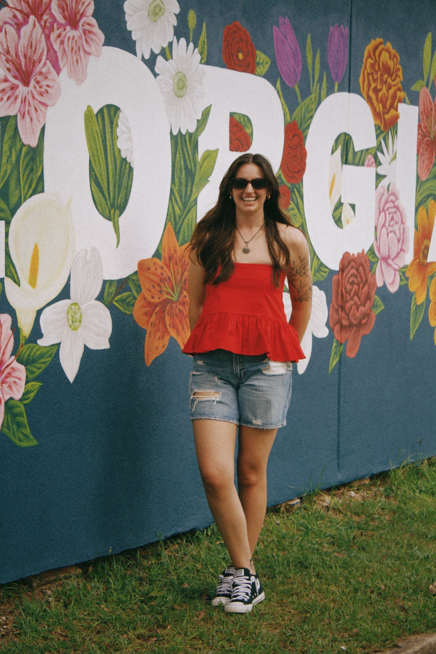 (6) American Eagle  light wash denim short