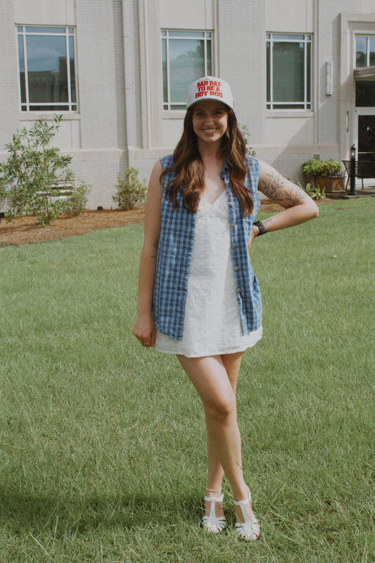 (L) Sleeveless Denim Button Up Top